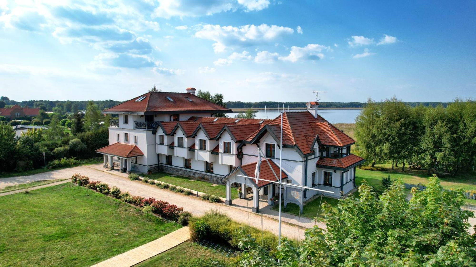 Hotel Joseph Conrad Spa & Wellness Pisz Εξωτερικό φωτογραφία