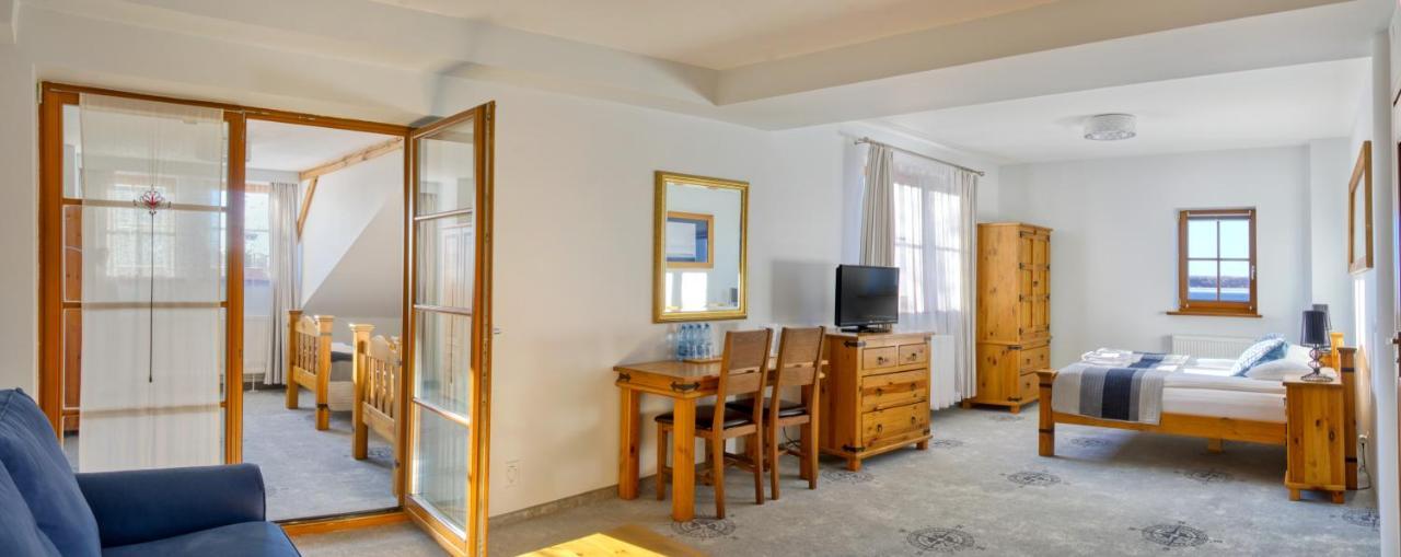 Hotel Joseph Conrad Spa & Wellness Pisz Εξωτερικό φωτογραφία