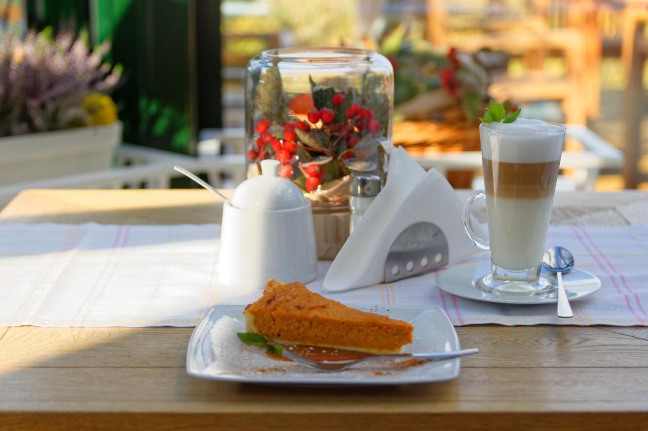 Hotel Joseph Conrad Spa & Wellness Pisz Εξωτερικό φωτογραφία